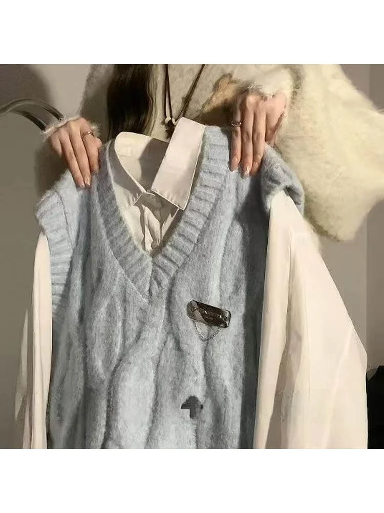 College Style Knitted Sweater Vest Set Early Spring Outerwear Layered Vest Shoulder Knit Shirt Top Women's Fashion Ensemble
College Style Knitted Sweater Vest Set Early Spring Outerwear Layered Vest Shoulder Knit Shirt Top Women's Fashion Ensemble