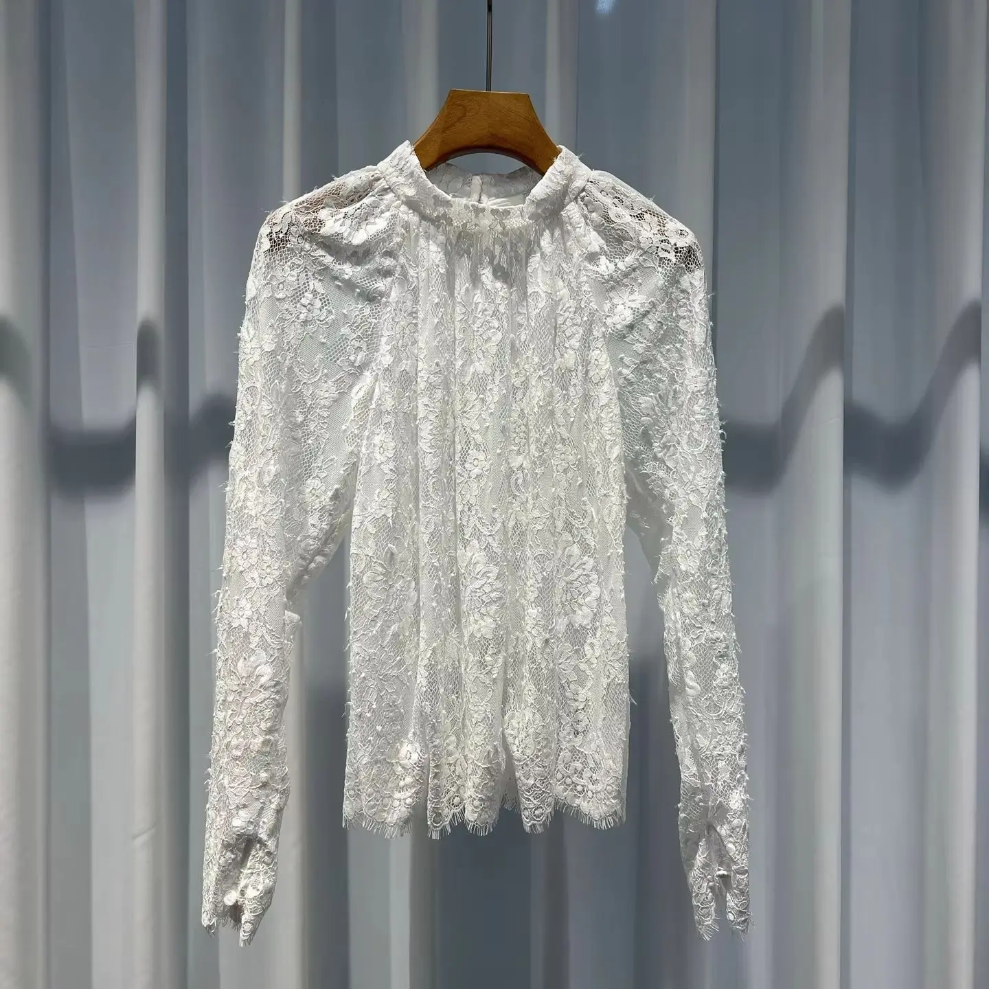 Women Floral Lace Embroidery Long Sleeve Elegant White Stand Collar Pullover Top
Women Floral Lace Embroidery Long Sleeve Elegant White Stand Collar Pullover Top