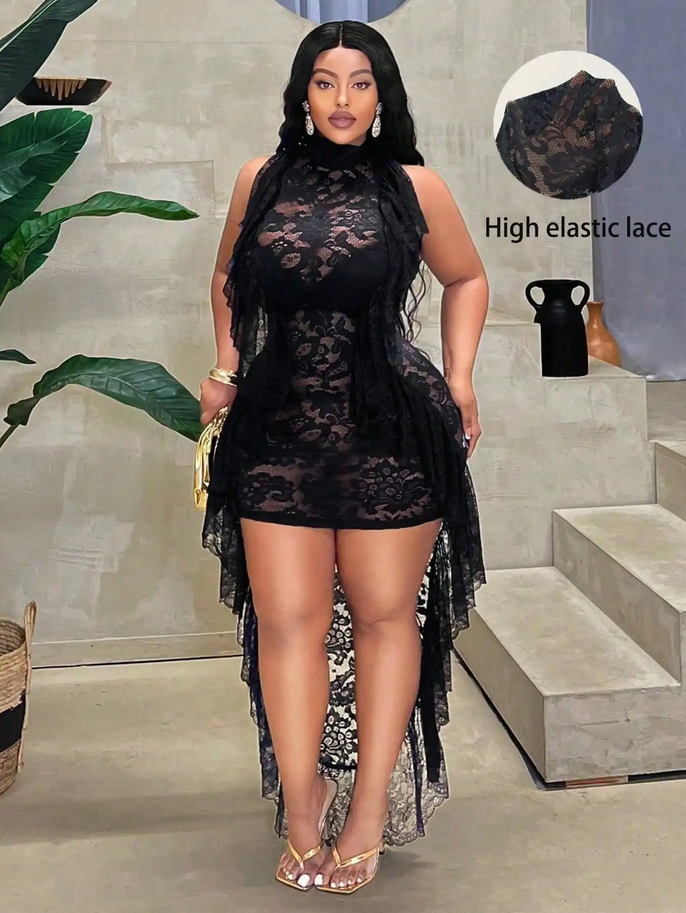 Черное кружевное мини-платье без рукавов с высоким воротником и асимметричным подолом
Черное кружевное мини-платье без рукавов с высоким воротником и асимметричным подолом