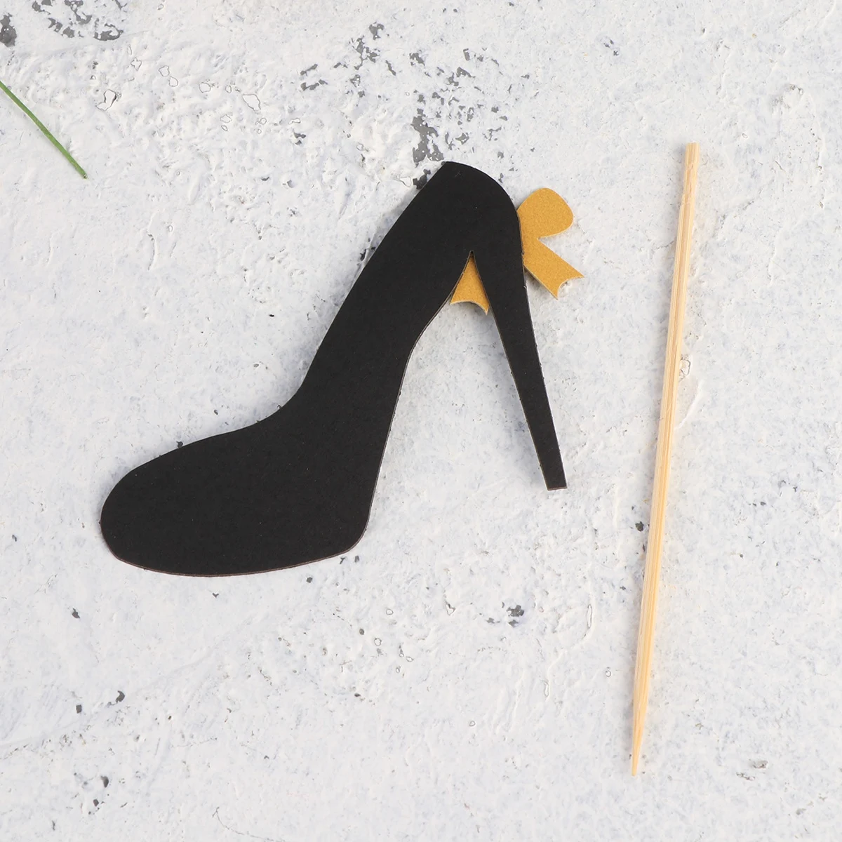24 pcs Cake Toppers Glitter High Heel Cupcake Decorations Party Paper Bow Knot Picks Fruit Birthday Favors Cake Decoration
24 pcs Cake Toppers Glitter High Heel Cupcake Decorations Party Paper Bow Knot Picks Fruit Birthday Favors Cake Decoration