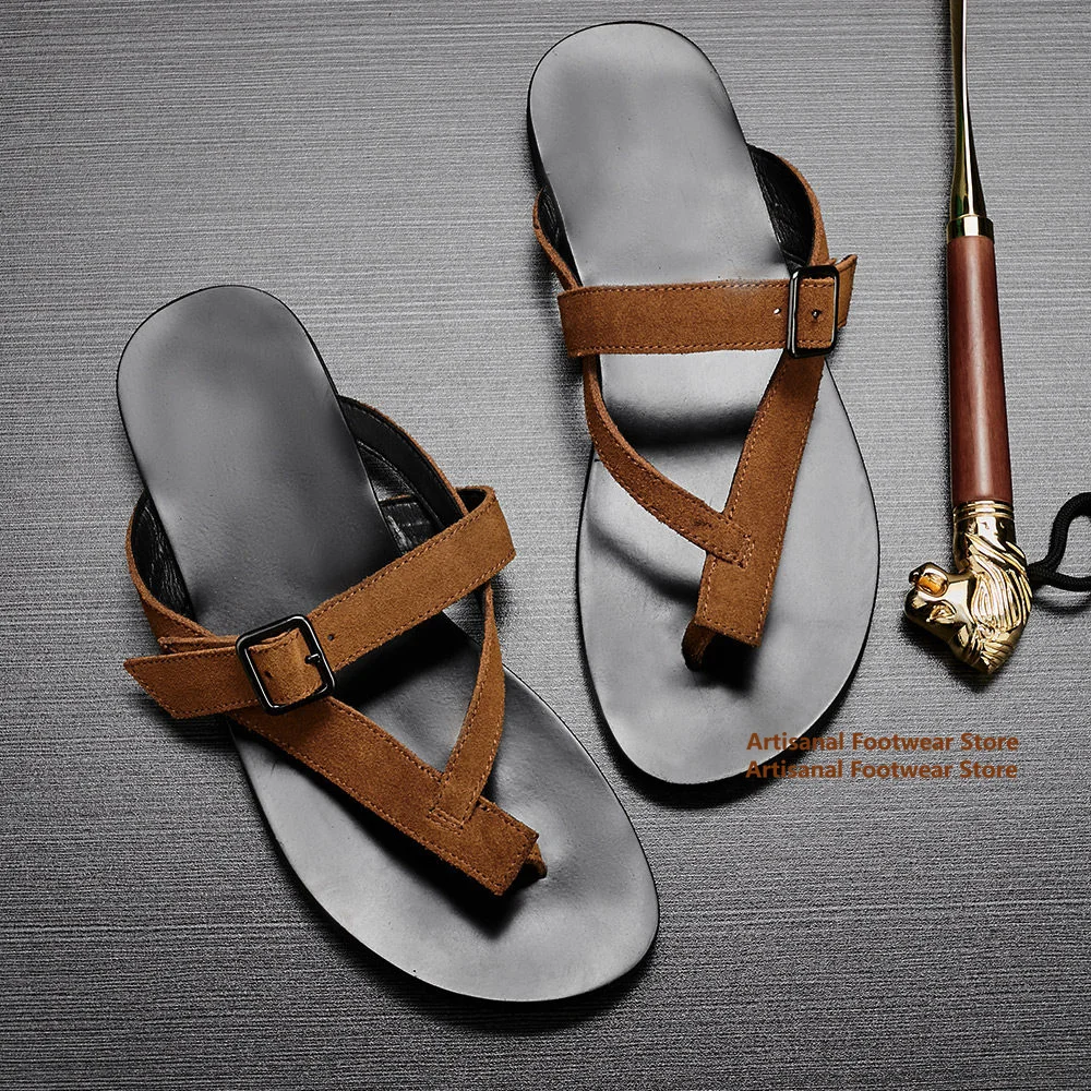 Brown Suede Toe-Loop Adjustable Buckle Strap Slide Sandals Trendy T-Strap Flat Sandals with Black Leather Sole Men's Slippers
Brown Suede Toe-Loop Adjustable Buckle Strap Slide Sandals Trendy T-Strap Flat Sandals with Black Leather Sole Men's Slippers