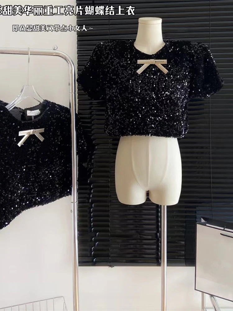 2023 Summer Women Korean Fashion Vintage O-Neck Short Sleeve Bow T-Shirts Sequins Tees Luxury Crop Tops Streetwear Aesthetic New
2023 Summer Women Korean Fashion Vintage O-Neck Short Sleeve Bow T-Shirts Sequins Tees Luxury Crop Tops Streetwear Aesthetic New