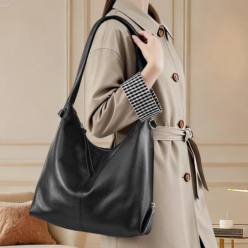 Genuine Leather Fashion Large Capacity Women Shoulder Bag Retro Hobos Roomy Tote Handbag Crossbody Messenger Solid Black Sac
Genuine Leather Fashion Large Capacity Women Shoulder Bag Retro Hobos Roomy Tote Handbag Crossbody Messenger Solid Black Sac