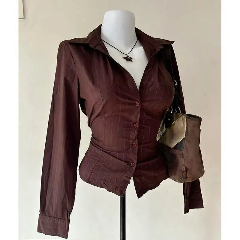 2025 Summer New Retro Classic Shirt Female Korea Fashion Long Sleeved Slim Shirt Stripe Y2k Brown Single-breasted Tops Women New
2025 Summer New Retro Classic Shirt Female Korea Fashion Long Sleeved Slim Shirt Stripe Y2k Brown Single-breasted Tops Women New