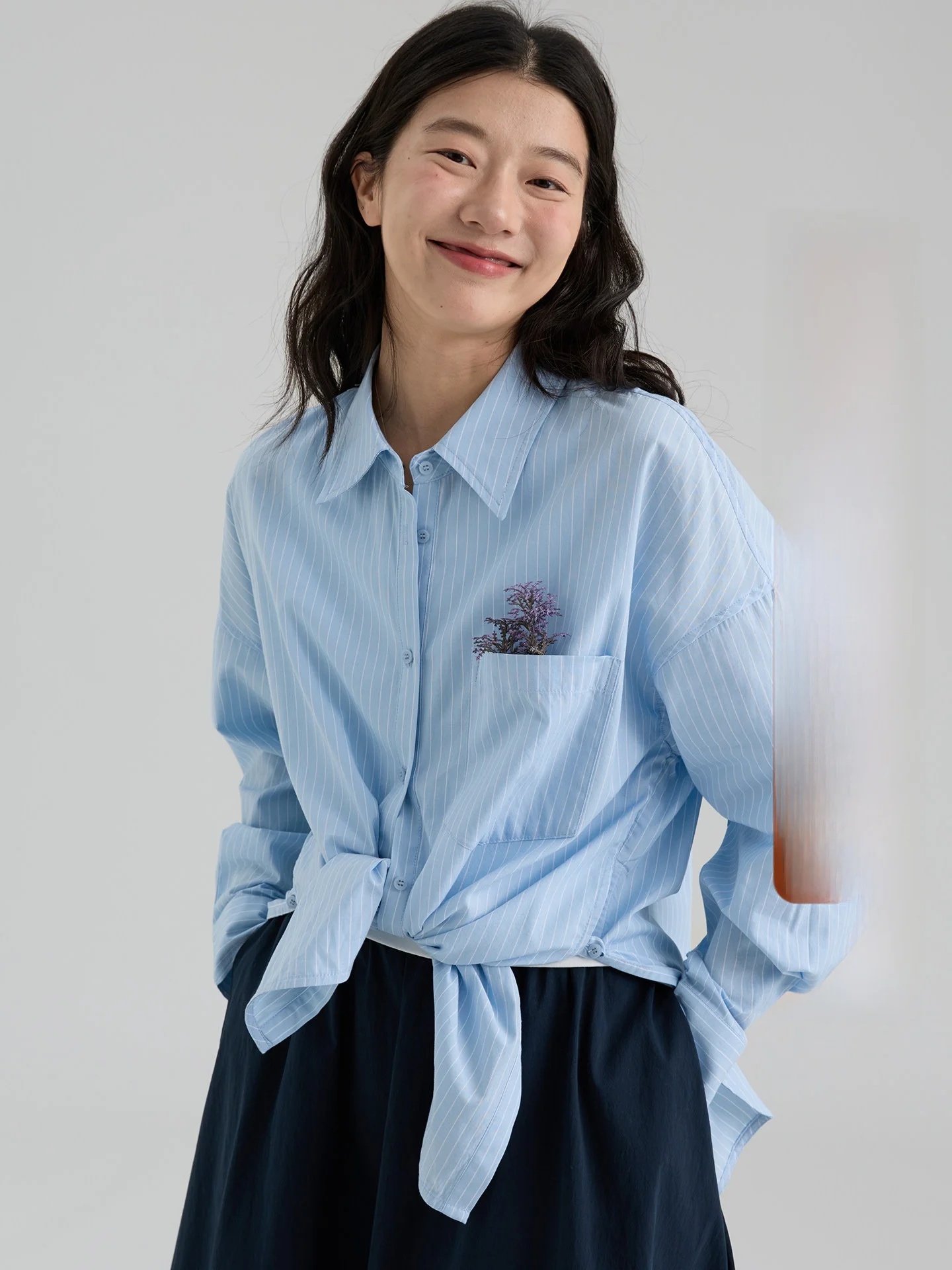 Spring New Sle Women's Loose Long Sve Cotton irt Vertical Stripes Faionable All-Match Dwind Korean Sle Top
Spring New Sle Women's Loose Long Sve Cotton irt Vertical Stripes Faionable All-Match Dwind Korean Sle Top