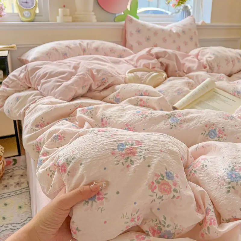 Floral Printed A-Class Ultra-Soft 100% Knitted Double Layer Yarn Bedding Set - 3/4 Pcs Student Dorm Fitted Sheet
Floral Printed A-Class Ultra-Soft 100% Knitted Double Layer Yarn Bedding Set - 3/4 Pcs Student Dorm Fitted Sheet