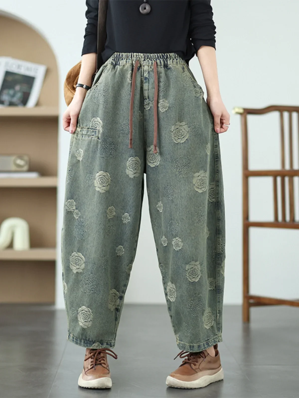 Retro Floral Harajuku Jeans Women's Spring Faion plus Size Cabbage Pants High Waist Vintage Dad Pants Wide Leg Jeans JJ34
Retro Floral Harajuku Jeans Women's Spring Faion plus Size Cabbage Pants High Waist Vintage Dad Pants Wide Leg Jeans JJ34