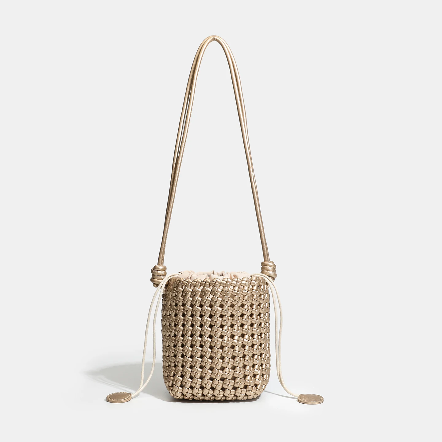 Fashion Niche Woven Crossbody Shoulder Bag High-Grade Hollow Design Popular Women's Bag for This Year
Fashion Niche Woven Crossbody Shoulder Bag High-Grade Hollow Design Popular Women's Bag for This Year