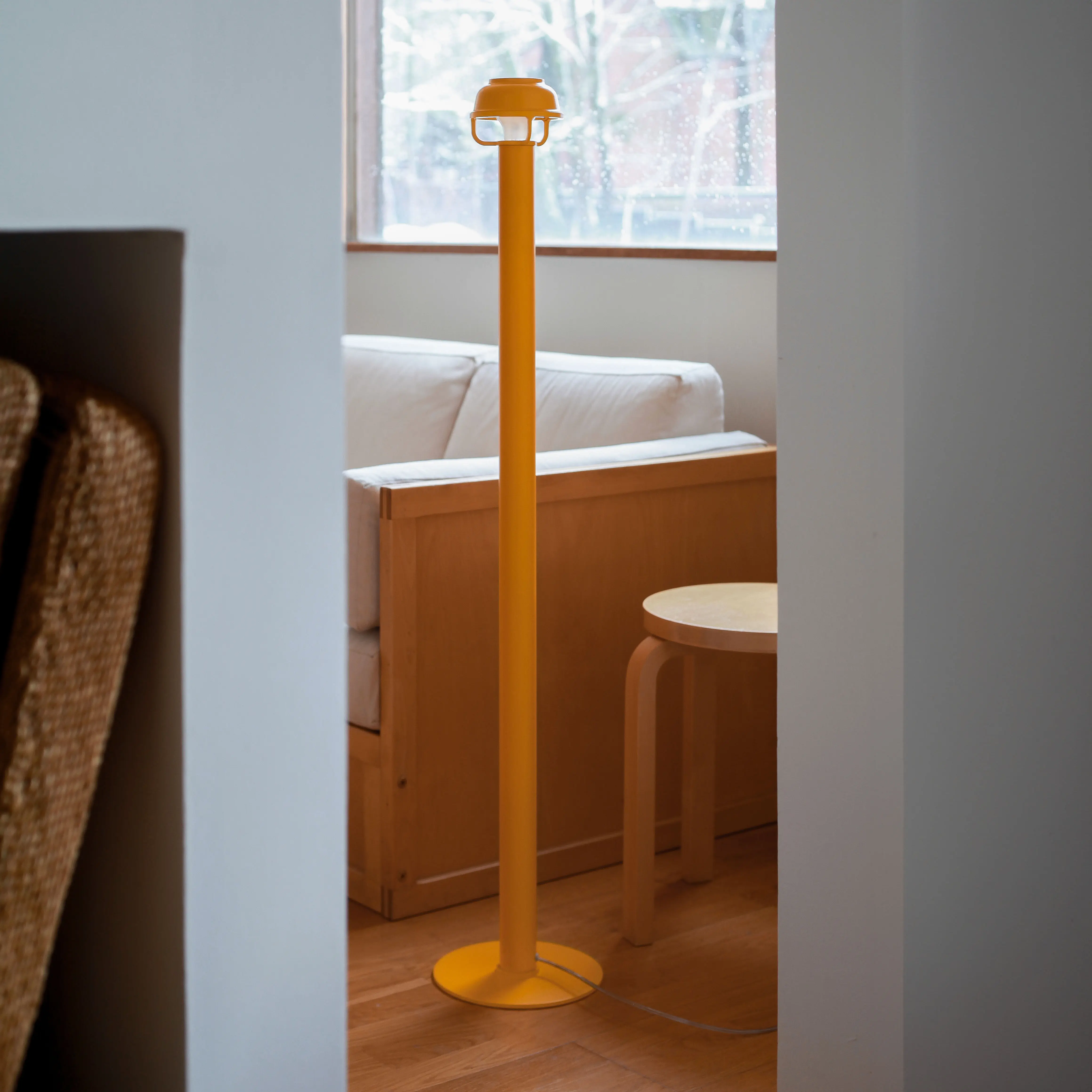 Simple Modern Scandinavian Design Colorful Floor Table Lamp Dopamine Designer New Vertical Floor Lamps
Simple Modern Scandinavian Design Colorful Floor Table Lamp Dopamine Designer New Vertical Floor Lamps