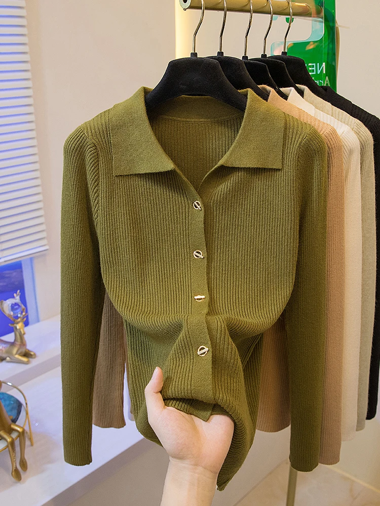 2026 Korean Style Fashion Autumn Winter Turn Down Collar Cardigan Knitted Sweater Casual Loose Long Sleeved Base Sweater Women
2026 Korean Style Fashion Autumn Winter Turn Down Collar Cardigan Knitted Sweater Casual Loose Long Sleeved Base Sweater Women