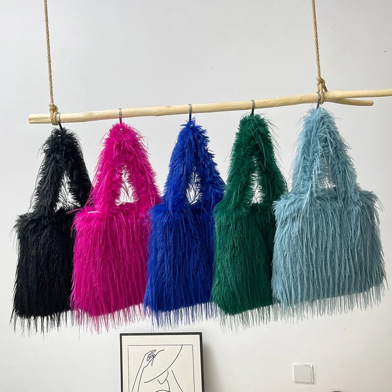 2024 NEW Wool Women's Plush Shoulder Bags Y2k Hot Faux Fur Lady Bag Large Capacity Fashion Female Furry Purse Tote Handbags
2024 NEW Wool Women's Plush Shoulder Bags Y2k Hot Faux Fur Lady Bag Large Capacity Fashion Female Furry Purse Tote Handbags