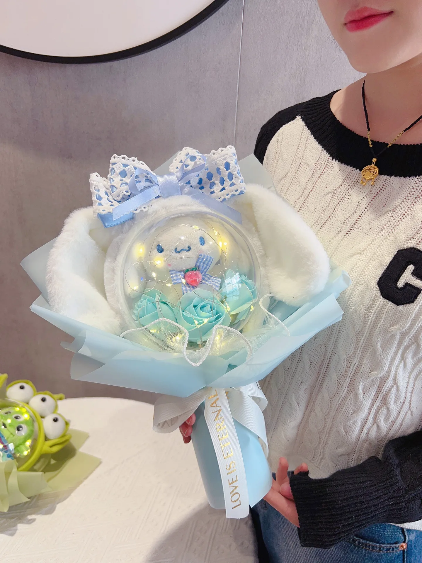 Christmas Gifts Sanrio Plush Flowers Bouquet Kuromi Plushie Soft Doll Animals Valentine's Day Birthday Wedding Party Gift
Christmas Gifts Sanrio Plush Flowers Bouquet Kuromi Plushie Soft Doll Animals Valentine's Day Birthday Wedding Party Gift