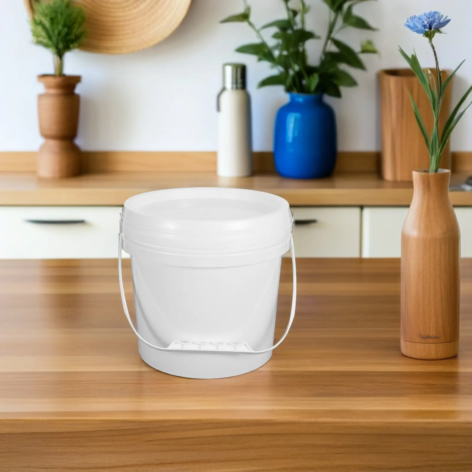 4Pcs White Plastic Storage Bucket with Handle Large Capacity Airtight Food Container for Freezer Refrigerator Soup Meal Flour
4Pcs White Plastic Storage Bucket with Handle Large Capacity Airtight Food Container for Freezer Refrigerator Soup Meal Flour