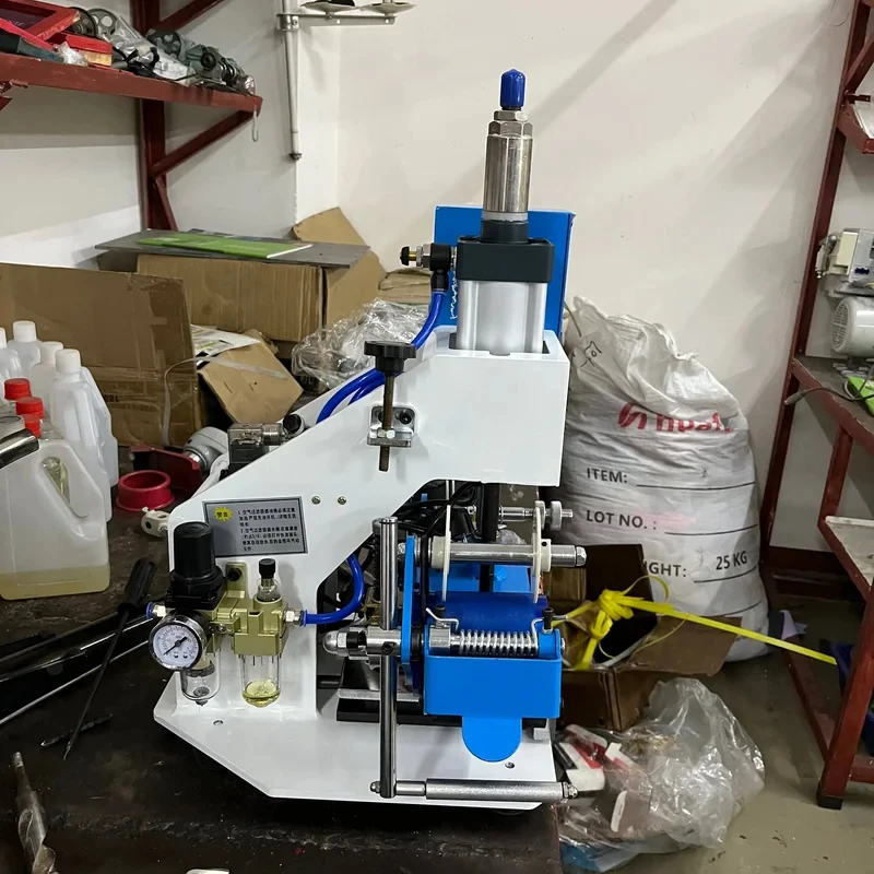 Automatic Pneumatic Clothing Leather Ironing Gold Foil Printing Hine Alphet Sho
Automatic Pneumatic Clothing Leather Ironing Gold Foil Printing Hine Alphet Sho
