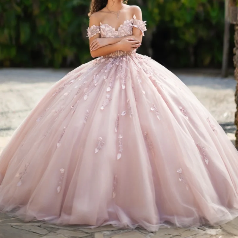 Pink Shiny Quinceanera Dresses Off Shoulder Ball Gown Sweet 16 Dress Beads Appliques Lace Tull Birthday Party Vestidos De 15
Pink Shiny Quinceanera Dresses Off Shoulder Ball Gown Sweet 16 Dress Beads Appliques Lace Tull Birthday Party Vestidos De 15