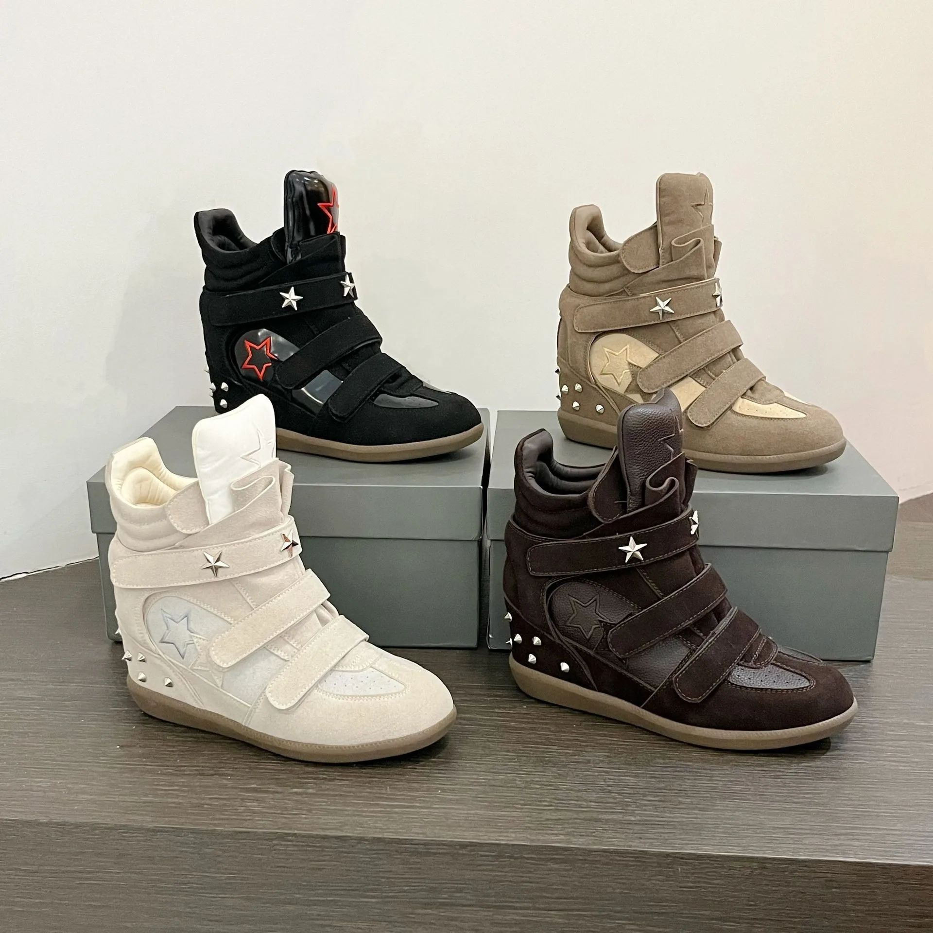Retro High-Top Casual Shoes Women's Star Versatile Rivet Thick Bottom Heightening Board Shoes Spring 2026 Leisure Style Glue ...
Retro High-Top Casual Shoes Women's Star Versatile Rivet Thick Bottom Heightening Board Shoes Spring 2026 Leisure Style Glue ...