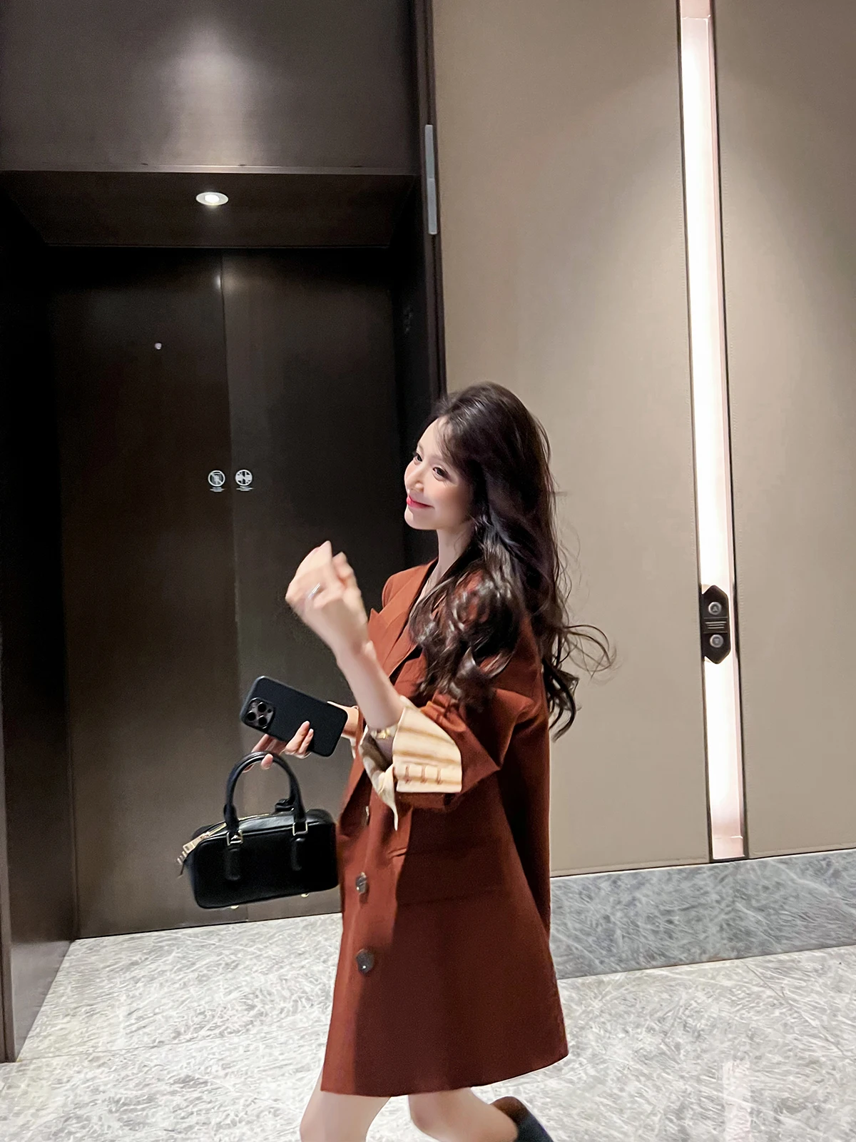 Ele Oversize Women's Suit Jaet Loose Fit Tailored ort Stature Spring Autumn New Sle Commute Sle Pure Color Button...
Ele Oversize Women's Suit Jaet Loose Fit Tailored ort Stature Spring Autumn New Sle Commute Sle Pure Color Button...