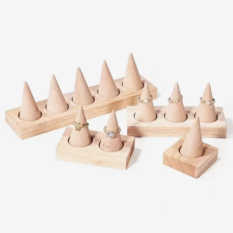 The wooden ring holder is detachable and flexible, making it suitable for storing accessories, organizing jewelry, and displayin
The wooden ring holder is detachable and flexible, making it suitable for storing accessories, organizing jewelry, and displayin
