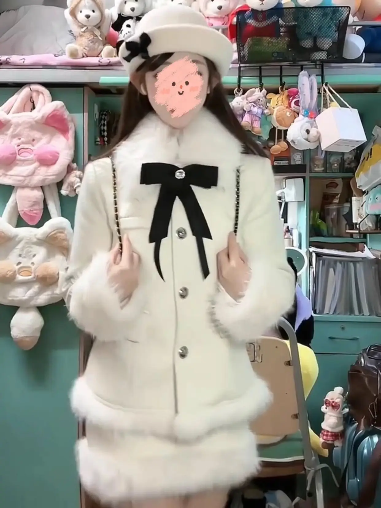 Thickened Fleece Winter Set Korean Drama Rich Family Style Half-length Skirt Woolen Coat Two-piece Set Fashionable Women's En...
Thickened Fleece Winter Set Korean Drama Rich Family Style Half-length Skirt Woolen Coat Two-piece Set Fashionable Women's En...