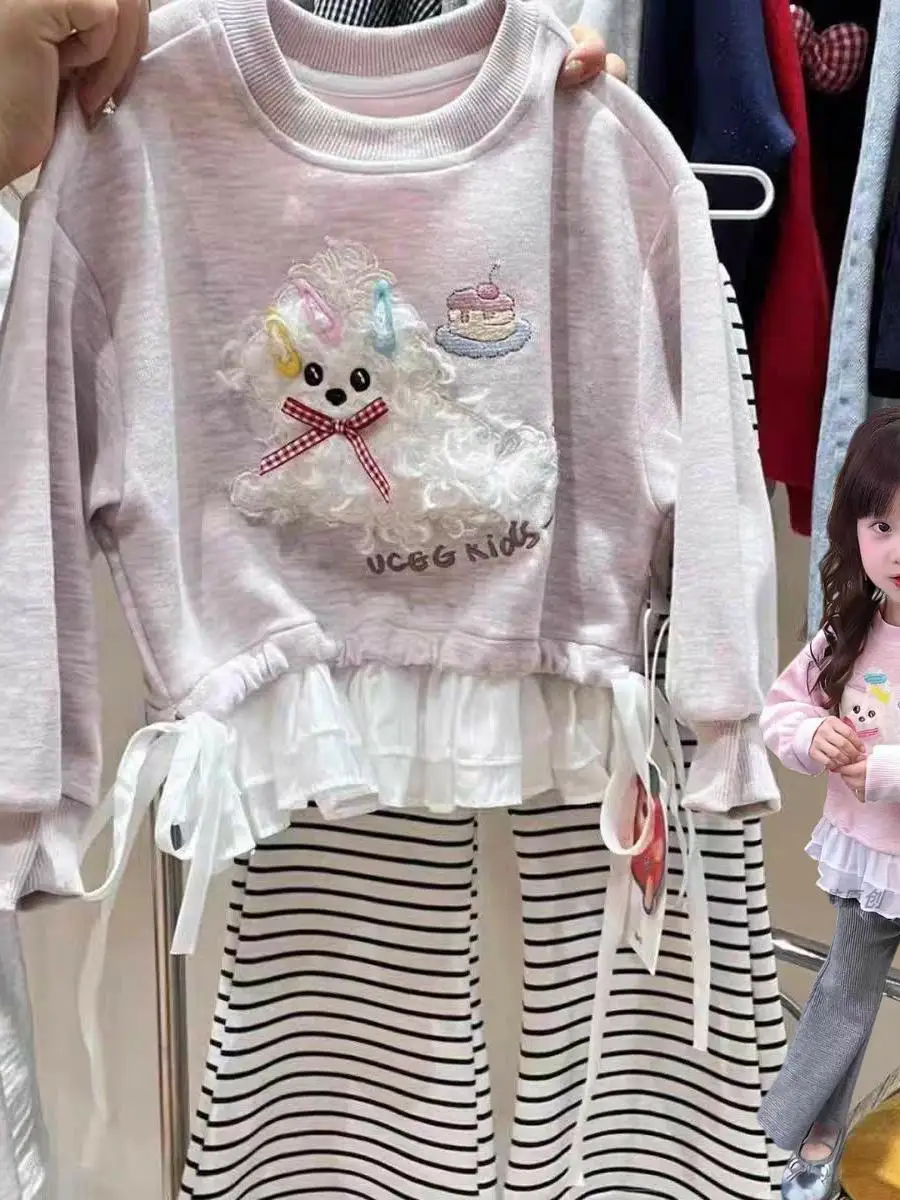 Повседневный комплект из двух предметов для девочек в полоску, весна-осень, в корейском стиле, с мультяшным принтом, свитшот и брюки, наряд для маленьких девочек, длинный рукав
Повседневный комплект из двух предметов для девочек в полоску, весна-осень, в корейском стиле, с мультяшным принтом, свитшот и брюки, наряд для маленьких девочек, длинный рукав