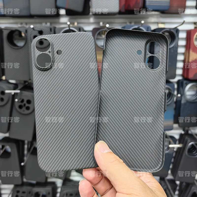 ZXKE True Fiber Case For Apple iPhone17 cover JK Thin and light attributes Aramid fiber material phone shell
ZXKE True Fiber Case For Apple iPhone17 cover JK Thin and light attributes Aramid fiber material phone shell