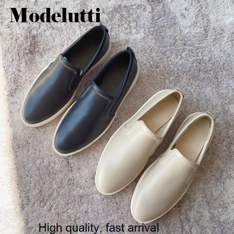 New Spring 2023 Autumn Fashion Lazy Shoes Loafers Casual Single Shoes All-match Solid Color Flat Shoes Sneakers Women
New Spring 2023 Autumn Fashion Lazy Shoes Loafers Casual Single Shoes All-match Solid Color Flat Shoes Sneakers Women