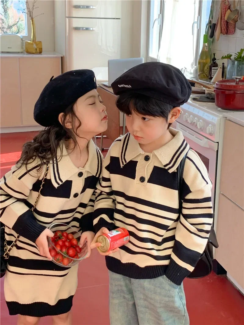 2025 boys turn-down collar sweater Girls loose casual knitting dresses Spring sibings knitted striped sweaters
2025 boys turn-down collar sweater Girls loose casual knitting dresses Spring sibings knitted striped sweaters