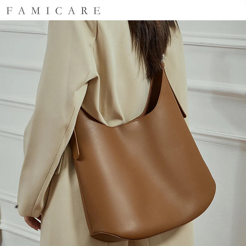 2025 Winter New Top Grain Leather Spacious Tote Bag Slouchy Shoulder Crossbody Bag Women Casual Commuting Chic Satchels Pack
2025 Winter New Top Grain Leather Spacious Tote Bag Slouchy Shoulder Crossbody Bag Women Casual Commuting Chic Satchels Pack