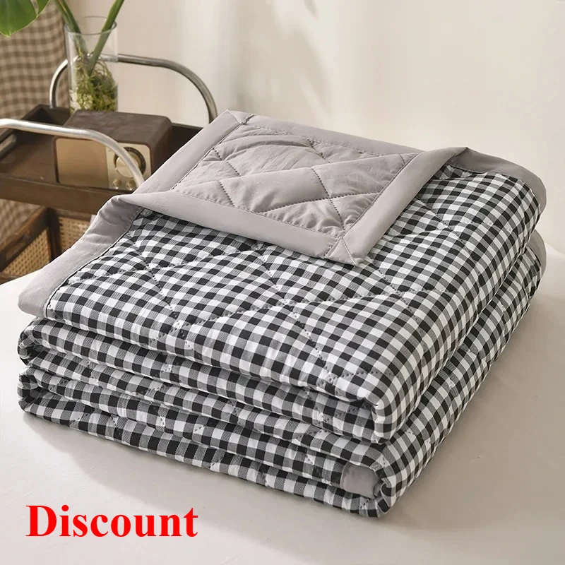 New striped checkered summer thin blanket skin friendly printed summer cool blanket air conditioning blanket thin core
New striped checkered summer thin blanket skin friendly printed summer cool blanket air conditioning blanket thin core