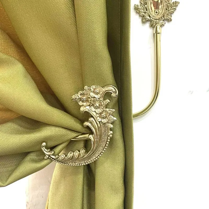 1 Pair Window Dressing Curtain Hook Full Copper Golden Baroque Flowers Curtain Buckles Room Decor Curtain Hardware Wall Hanger
1 Pair Window Dressing Curtain Hook Full Copper Golden Baroque Flowers Curtain Buckles Room Decor Curtain Hardware Wall Hanger