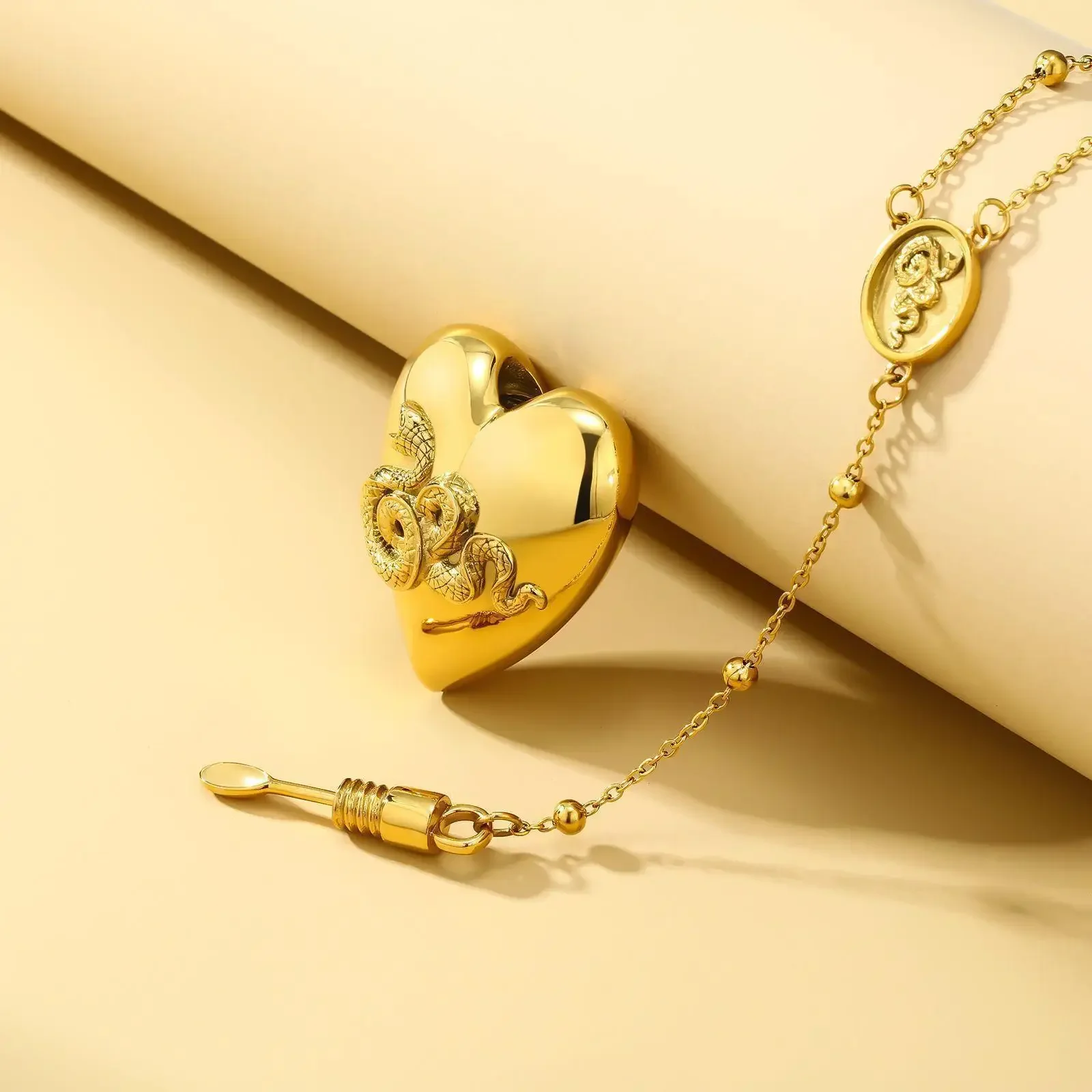 Peach Heart Pendant Personalized Bead Chain Stainless Steel Love Necklace Can Be Opened Jewelry Valentine's Day necklace
Peach Heart Pendant Personalized Bead Chain Stainless Steel Love Necklace Can Be Opened Jewelry Valentine's Day necklace