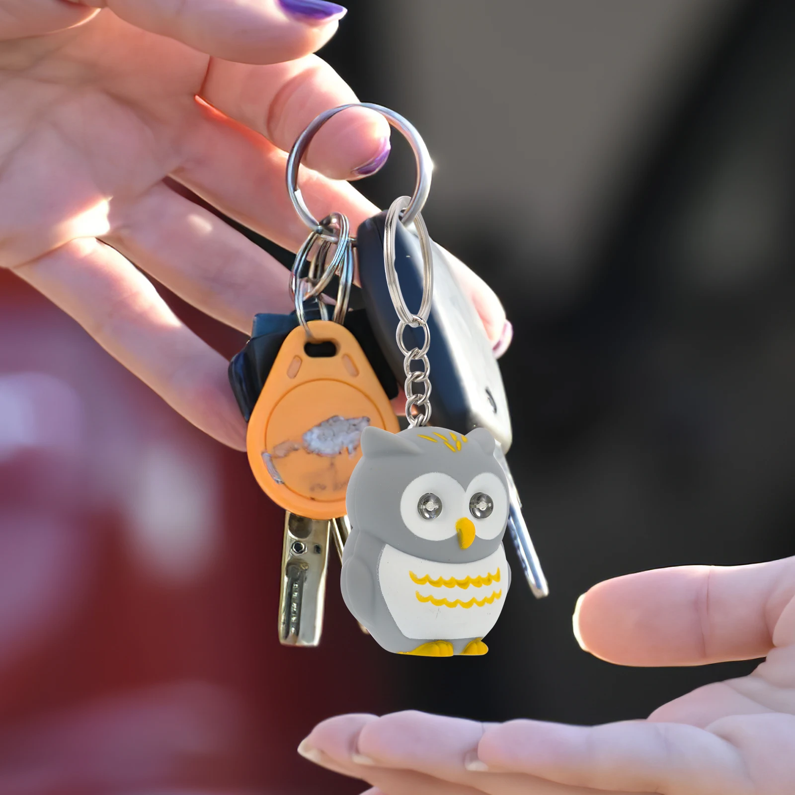 4pcs Keychain Cute Plastic Chains Bag Pendant Hanging Decorations Glow Owl Pendant Plastic Key Chain in Dark Gifts
4pcs Keychain Cute Plastic Chains Bag Pendant Hanging Decorations Glow Owl Pendant Plastic Key Chain in Dark Gifts