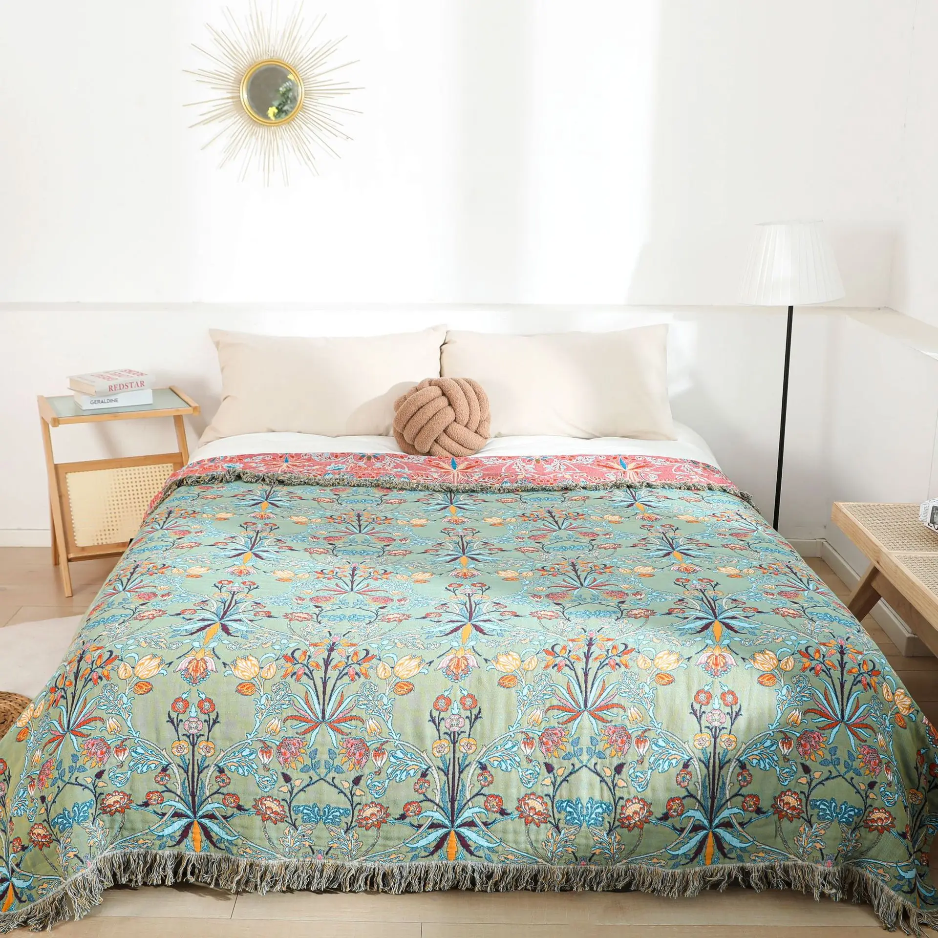 Delicate Floral Towel Blanket, Bedspread, Sofa Cover, Soft, Four-layer Gauze Cotton, Summer, 200*230 cm, High Quality
Delicate Floral Towel Blanket, Bedspread, Sofa Cover, Soft, Four-layer Gauze Cotton, Summer, 200*230 cm, High Quality
