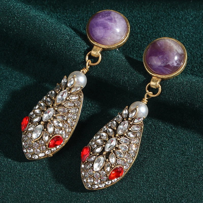 Vintage Purple Crysta Snake Head Earrings For Woman Round Colored Glaze Rhinestone Luxury Quality Designer Gift Accessories 2025
Vintage Purple Crysta Snake Head Earrings For Woman Round Colored Glaze Rhinestone Luxury Quality Designer Gift Accessories 2025
