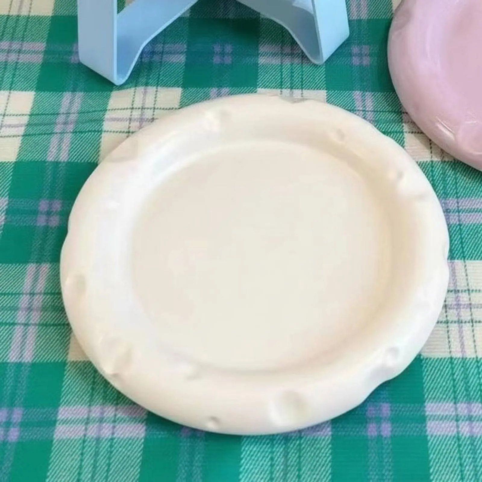 Cheese Design Pet Dish Easy to Clean Shallow Cat Food Bowl Elevated Pet Bowl Pastel Hues for Kittens
Cheese Design Pet Dish Easy to Clean Shallow Cat Food Bowl Elevated Pet Bowl Pastel Hues for Kittens