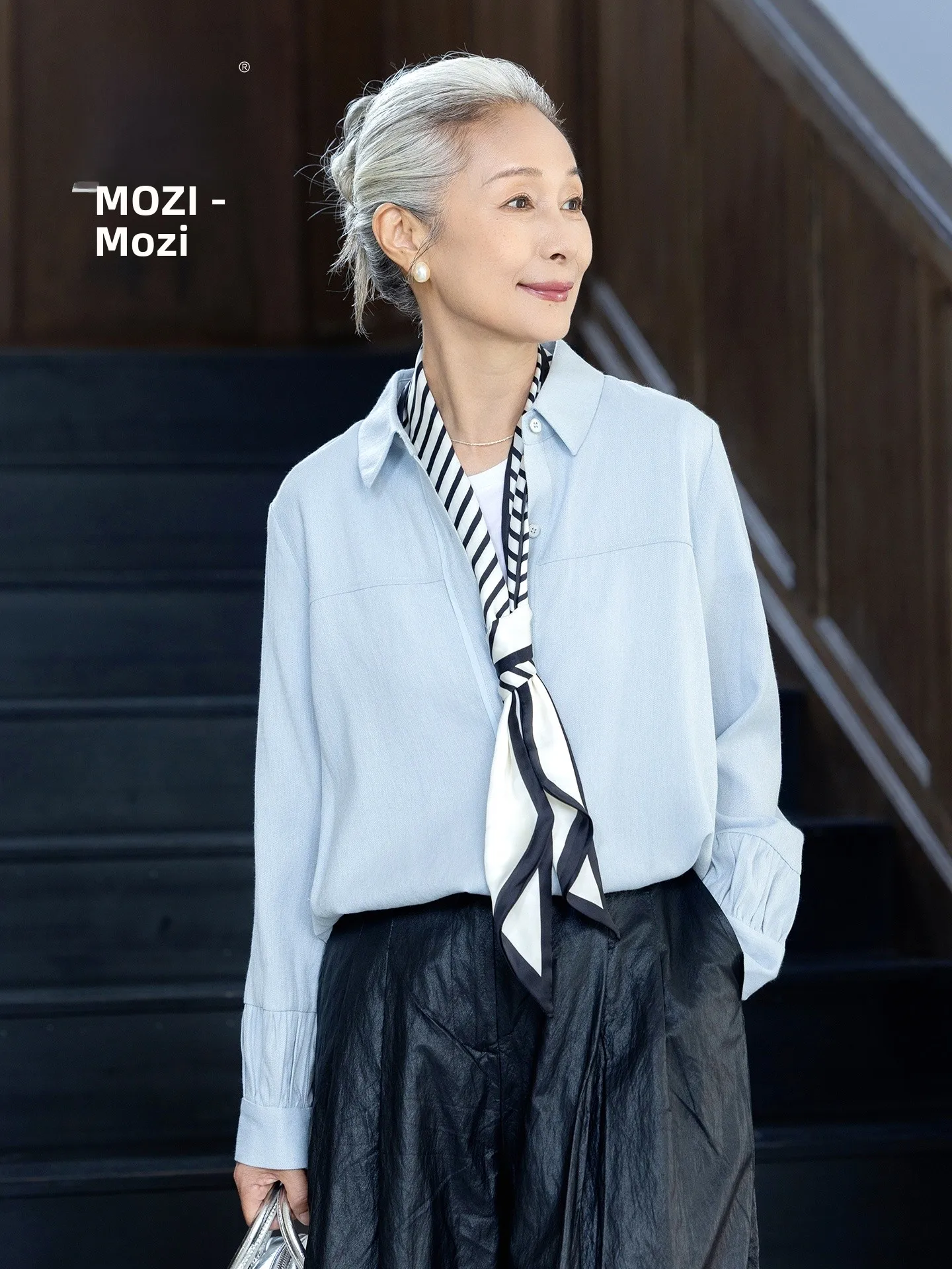 Muzhi Linen Long Sleeve Shirt Coat for Middle-Aged Women Breathable Casual Loose Fit Standard Size Button up Daily Wear
Muzhi Linen Long Sleeve Shirt Coat for Middle-Aged Women Breathable Casual Loose Fit Standard Size Button up Daily Wear