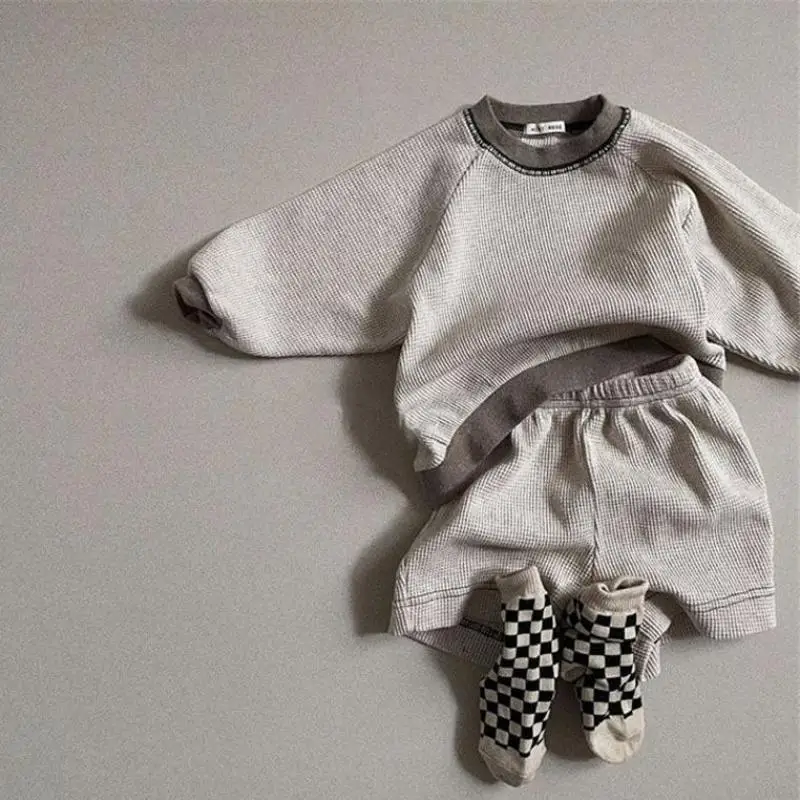 2024 Spring Summer New Baby Loose Long Sleeve Sweatshirt + Shorts 2pcs Set Children Casual Pullover Suit Baby Waffle Clothes Set
2024 Spring Summer New Baby Loose Long Sleeve Sweatshirt + Shorts 2pcs Set Children Casual Pullover Suit Baby Waffle Clothes Set
