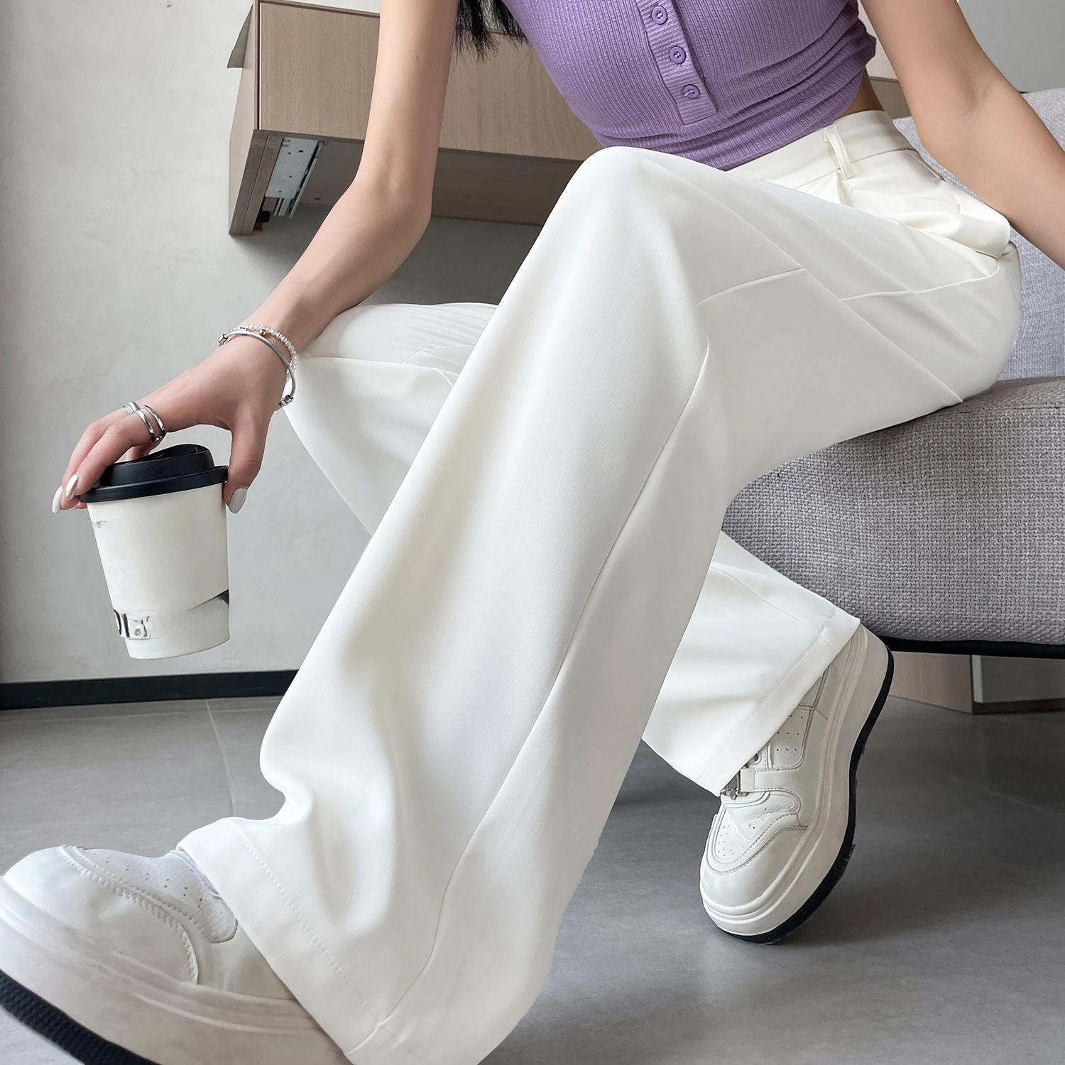 2025 New Spring Summer White Wide Leg Pants for Women Elegant Solid Office Lady Korean Women's Casual Loose Pants Female
2025 New Spring Summer White Wide Leg Pants for Women Elegant Solid Office Lady Korean Women's Casual Loose Pants Female