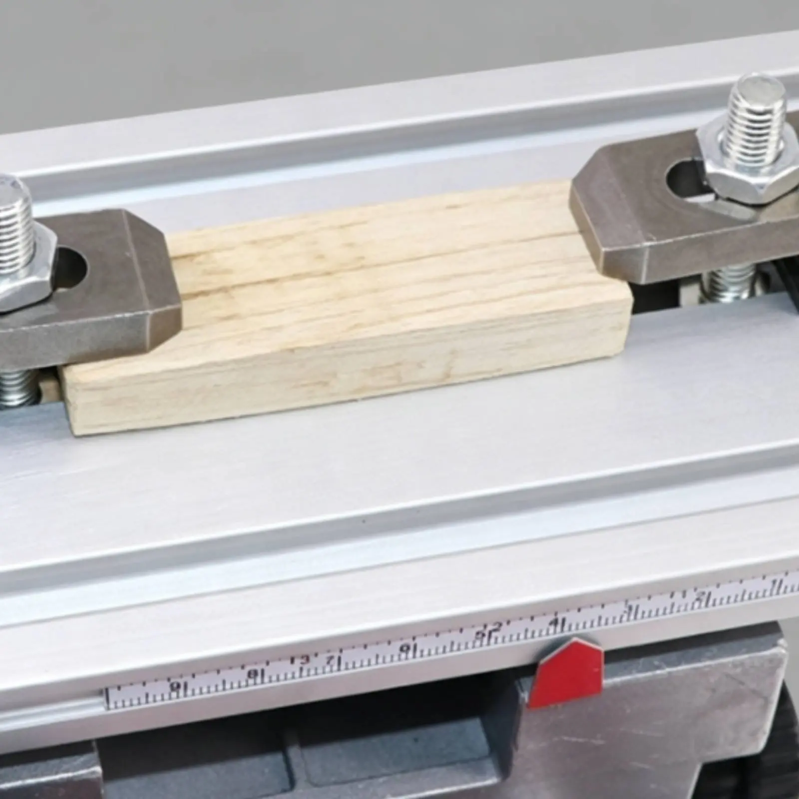 Xy Axis Table High Accuracy Drill Press Cross Slide Table Cross Slide Worktable Stable Xy Axis Vise Aluminum Alloy for Home Shop
Xy Axis Table High Accuracy Drill Press Cross Slide Table Cross Slide Worktable Stable Xy Axis Vise Aluminum Alloy for Home Shop