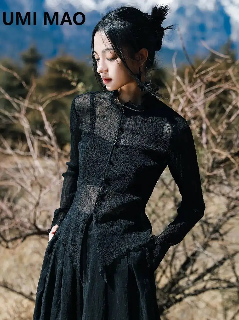 UMI MAO Retro Top Texture Chiffon Perspective Long Sleeve Shirt Women Summer Irregular Sunscreen Shirt Thin Cardigan Top Coat
UMI MAO Retro Top Texture Chiffon Perspective Long Sleeve Shirt Women Summer Irregular Sunscreen Shirt Thin Cardigan Top Coat