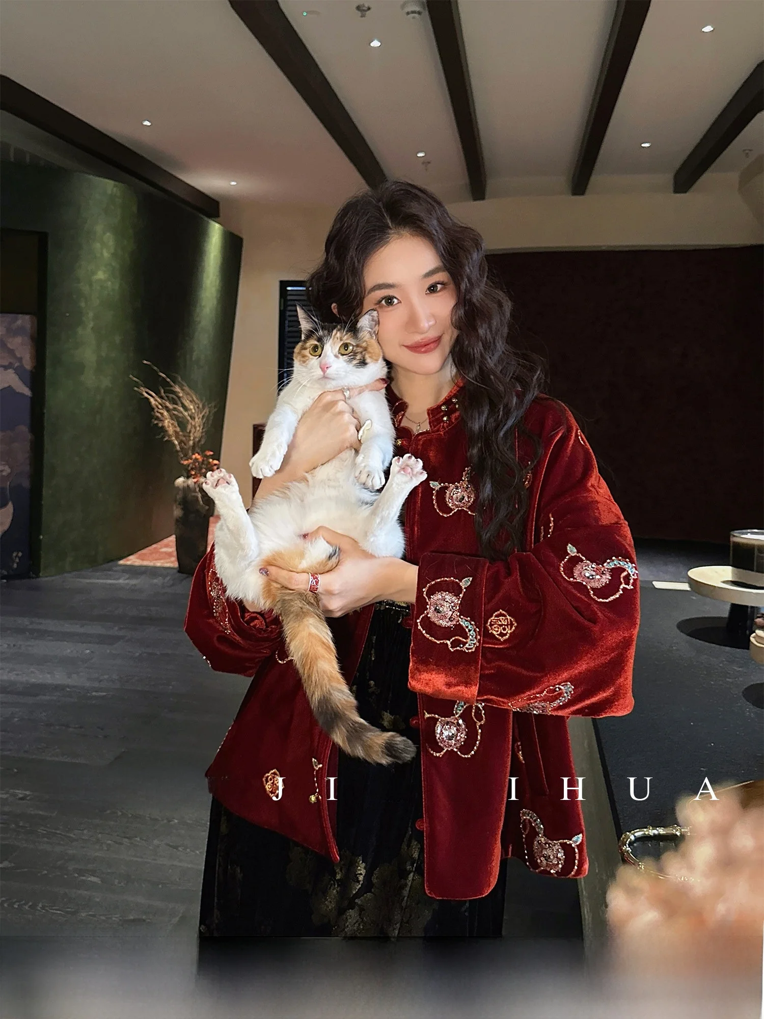 Sanji Bla Flower New Chinese Sle Bead Embroidery Gold Velvet Cotton Jaet Women's New Year Clothes Loose Korean Sle
Sanji Bla Flower New Chinese Sle Bead Embroidery Gold Velvet Cotton Jaet Women's New Year Clothes Loose Korean Sle