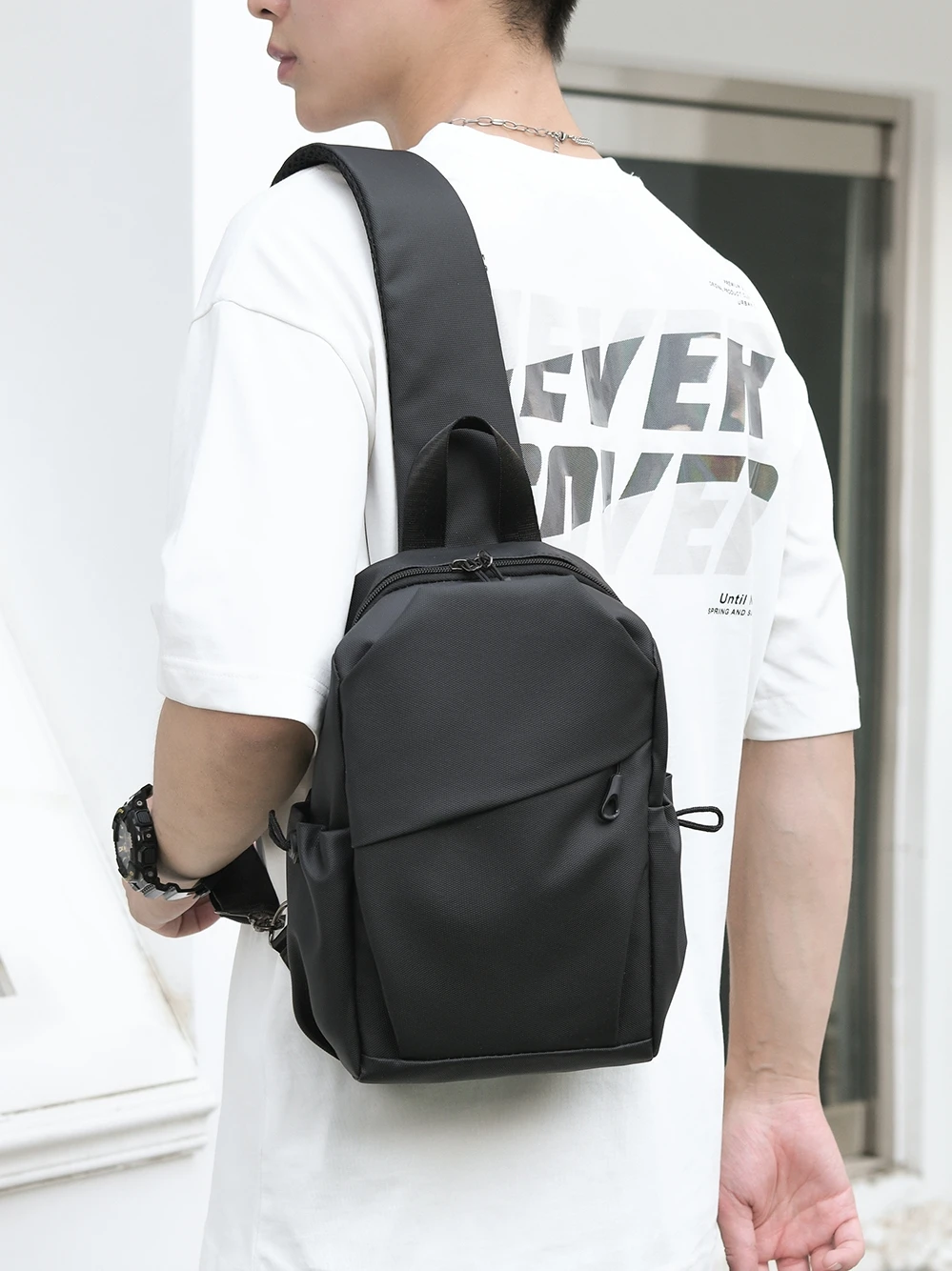 New Waterproof Crossbody Chest Bag ex Casual Motorcycle Sports Bag Ox Cloth Zipper Closure Soft oulder Bag for Leisure
New Waterproof Crossbody Chest Bag ex Casual Motorcycle Sports Bag Ox Cloth Zipper Closure Soft oulder Bag for Leisure