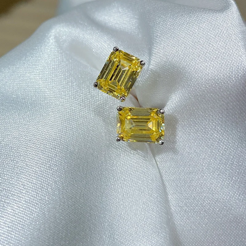 Sythentic Diamond Zircon 925 Sterling Silver Stud Earrings for Girl Women Similar Moissanite Elegant Citrine Fashion Jewelry
Sythentic Diamond Zircon 925 Sterling Silver Stud Earrings for Girl Women Similar Moissanite Elegant Citrine Fashion Jewelry