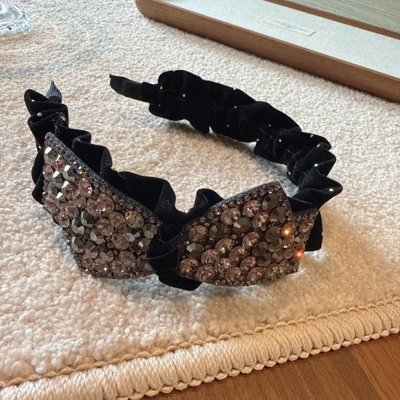 Heavy Industry Headbands with High Skull Top, High Grade, Velvet Waves Show Small Face, High Grade
Heavy Industry Headbands with High Skull Top, High Grade, Velvet Waves Show Small Face, High Grade