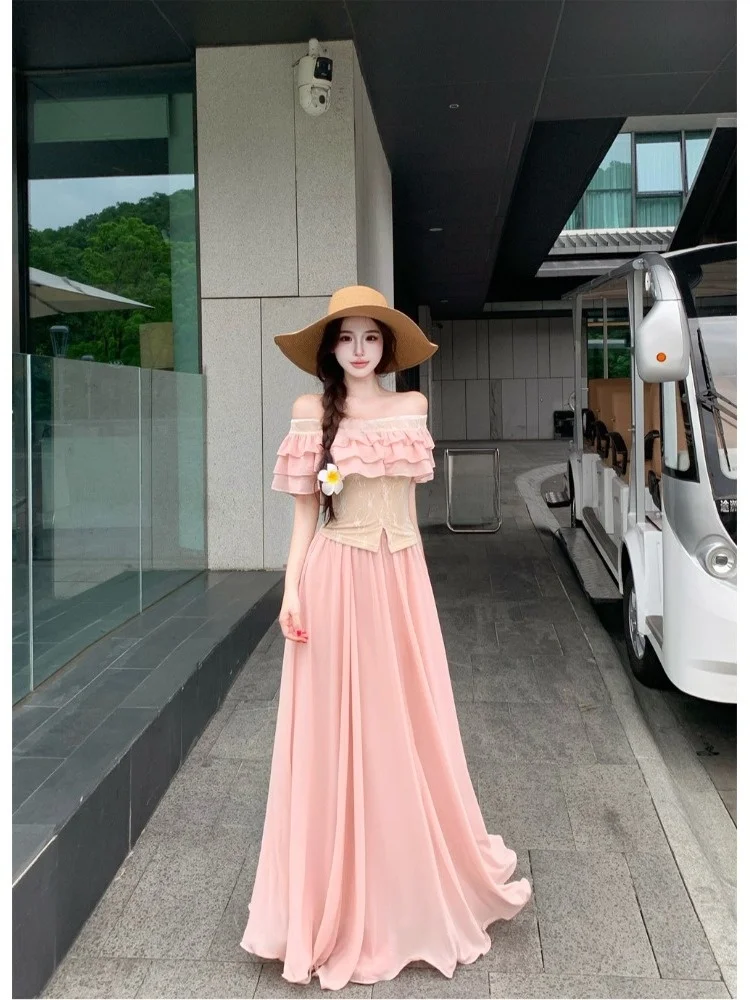 Elegant High Waist Lace Splice One Shoulder Blouse And Half Skirt Two Piece Set for Women Summer Fashion Outfit with Puffy Hem
Elegant High Waist Lace Splice One Shoulder Blouse And Half Skirt Two Piece Set for Women Summer Fashion Outfit with Puffy Hem