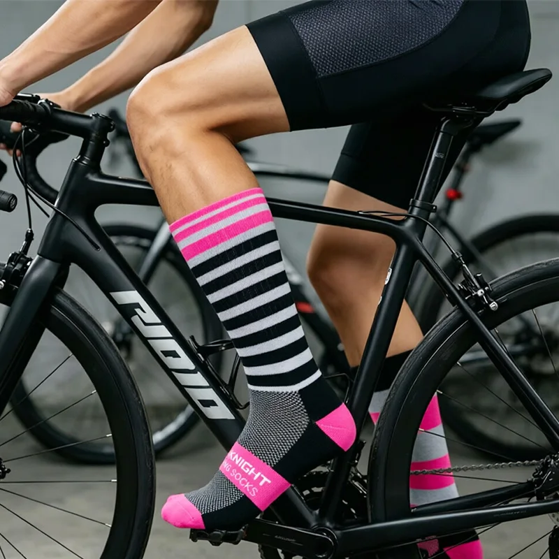 2026 Men/Women Cycling Socks High Elasticity Soft Sports Socks Deodorization Breathable For Compression Socks
2026 Men/Women Cycling Socks High Elasticity Soft Sports Socks Deodorization Breathable For Compression Socks