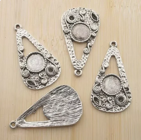 5pcs 40x22mm cabochon size 10mm tibetan silver drop settings charms for jewelry making HWG383
5pcs 40x22mm cabochon size 10mm tibetan silver drop settings charms for jewelry making HWG383