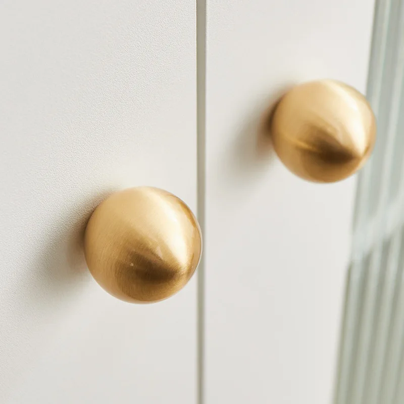 Solid Brass Furniture Kitchen Handles Nordic Gold Ball Shape Drawer Knobs Cabinet Door Cupboard Wardrobe Dresser Pulls Knobs
Solid Brass Furniture Kitchen Handles Nordic Gold Ball Shape Drawer Knobs Cabinet Door Cupboard Wardrobe Dresser Pulls Knobs
