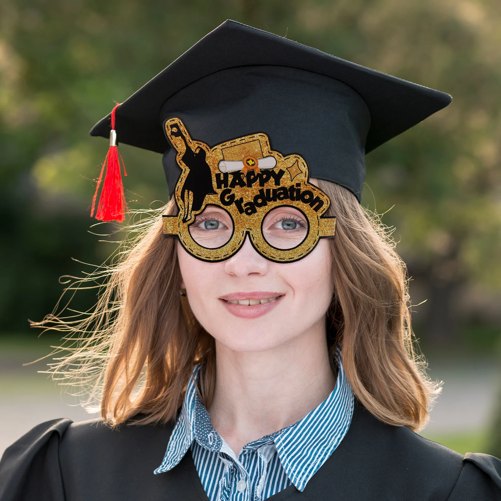 10Pcs Graduation Party Eyewear Assorted Color Graduation Accessory Graduation Season Photo Props Decorative Glasses
10Pcs Graduation Party Eyewear Assorted Color Graduation Accessory Graduation Season Photo Props Decorative Glasses