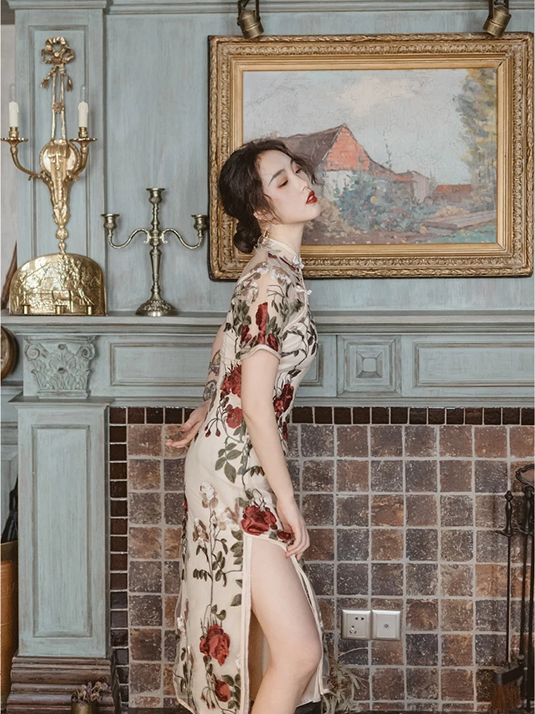 Lu Jin Red eup Young Sle Girl Retro Rose Embroidery Improved Version Qipao Dr Vintage Pattern Long Sve High Slit
Lu Jin Red eup Young Sle Girl Retro Rose Embroidery Improved Version Qipao Dr Vintage Pattern Long Sve High Slit